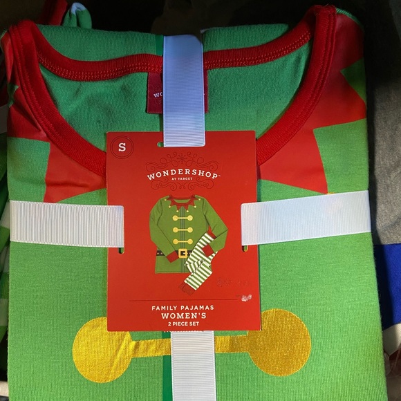 Ladies Elf PJ set. NWT - Picture 3 of 3